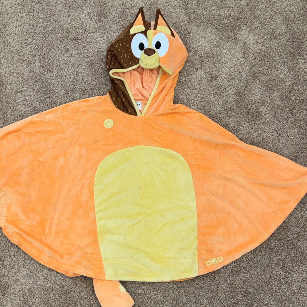 Bluey “Chili” Adult Woman Poncho costume